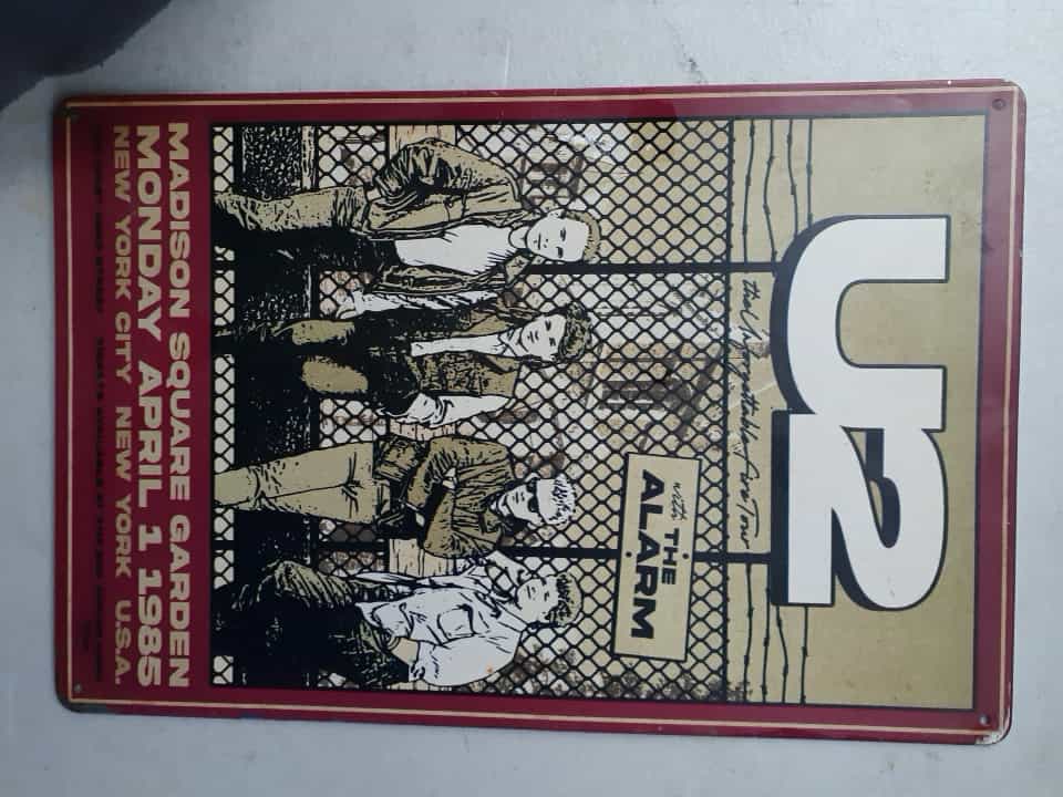 Metal sign 30 x 20cm ,  U.2