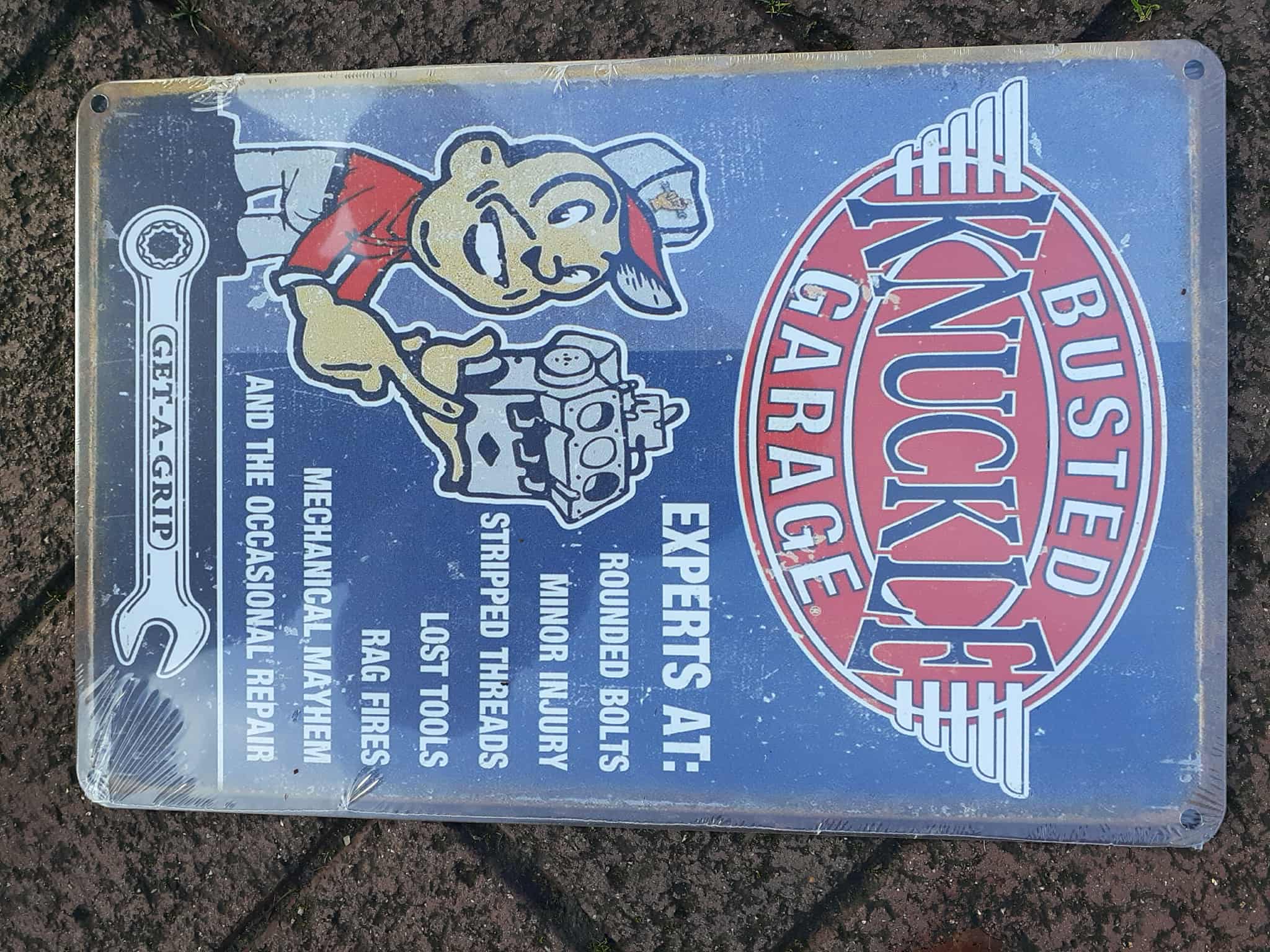 Metal signs 30 x 20 cm , Garage busted knuckle